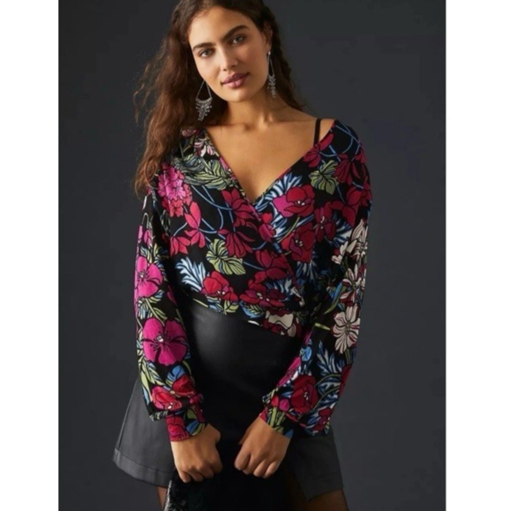 NWT Anthropologie Tiny Finley V-Neck Floral Long Sleeve Top XS *Read*